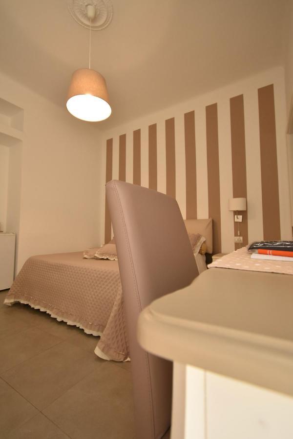 Affittacamere E Appartamenti - Rent Rooms And Apartments Le Camere Nel Corso - Adults Only La Spezia Eksteriør bilde