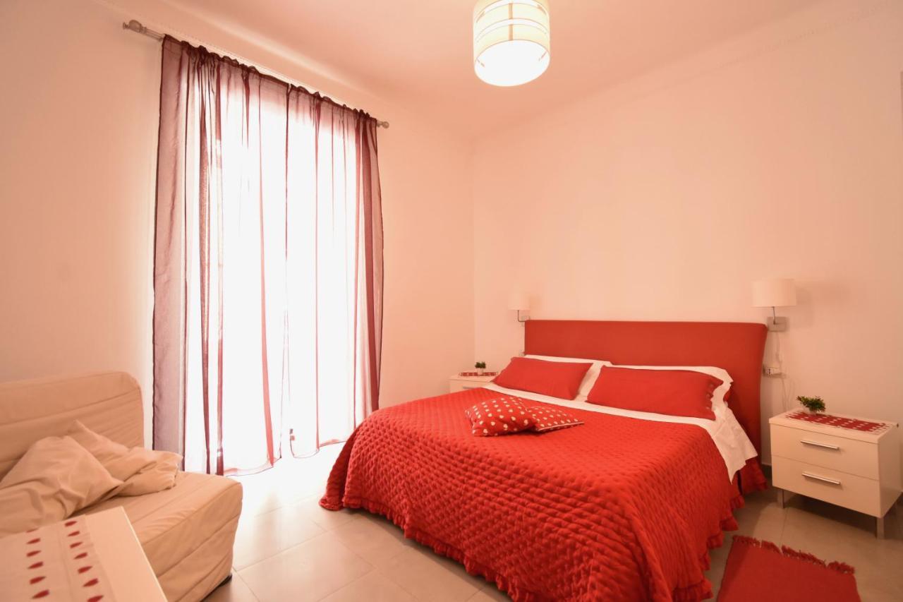 Affittacamere E Appartamenti - Rent Rooms And Apartments Le Camere Nel Corso - Adults Only La Spezia Eksteriør bilde