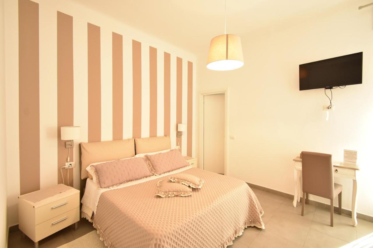 Affittacamere E Appartamenti - Rent Rooms And Apartments Le Camere Nel Corso - Adults Only La Spezia Eksteriør bilde