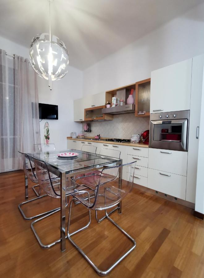 Affittacamere E Appartamenti - Rent Rooms And Apartments Le Camere Nel Corso - Adults Only La Spezia Eksteriør bilde