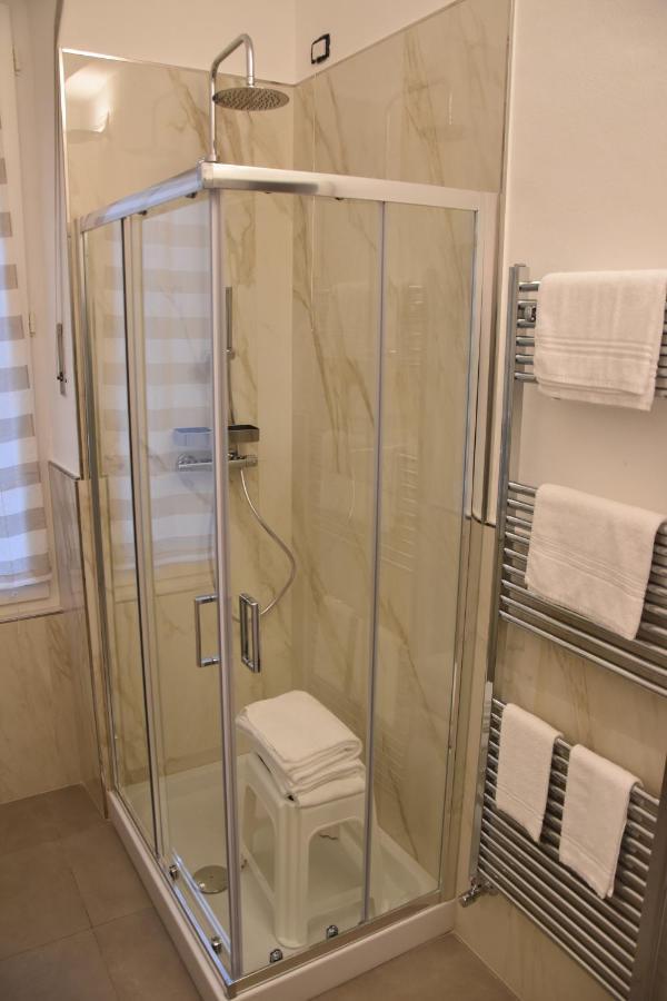 Affittacamere E Appartamenti - Rent Rooms And Apartments Le Camere Nel Corso - Adults Only La Spezia Eksteriør bilde